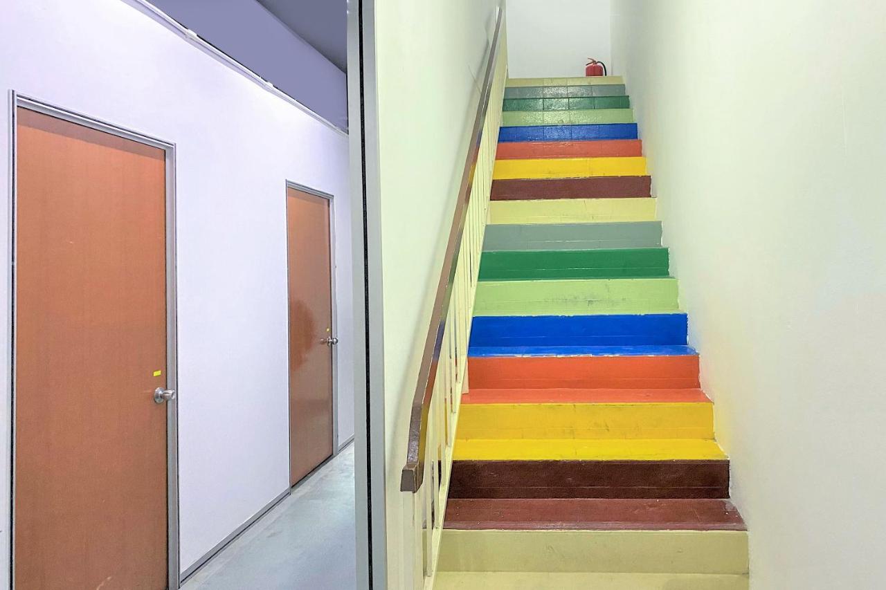 Spot On 90123 Rainbow Guest House Джорджтаун Екстер'єр фото